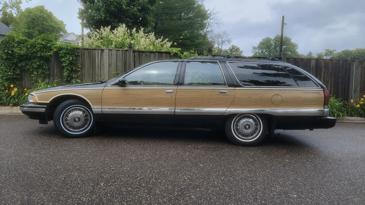 1996 Buick Roadmaster - Image 4 of 31