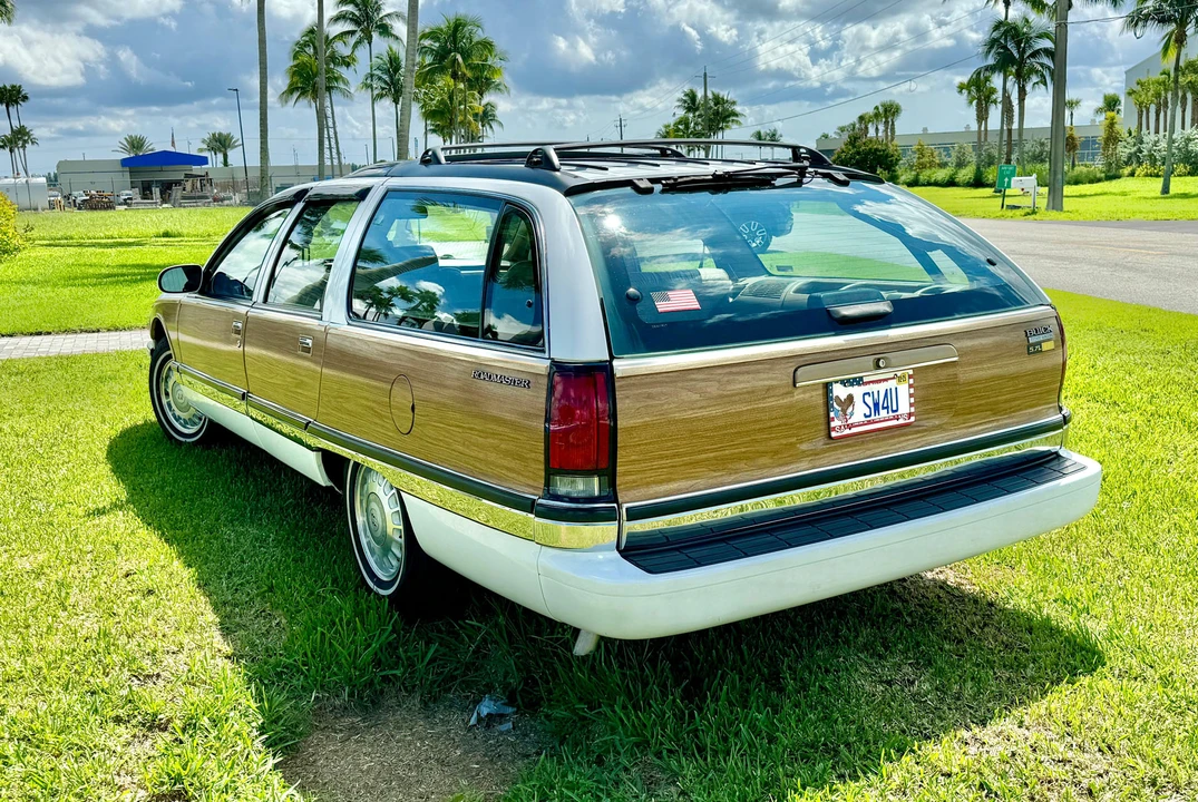 1996 Buick Roadmaster - Image 9 of 31