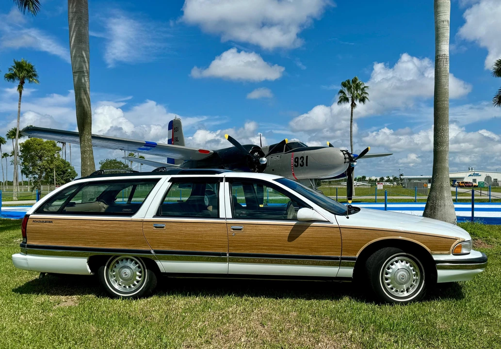 1996 Buick Roadmaster - Image 4 of 31