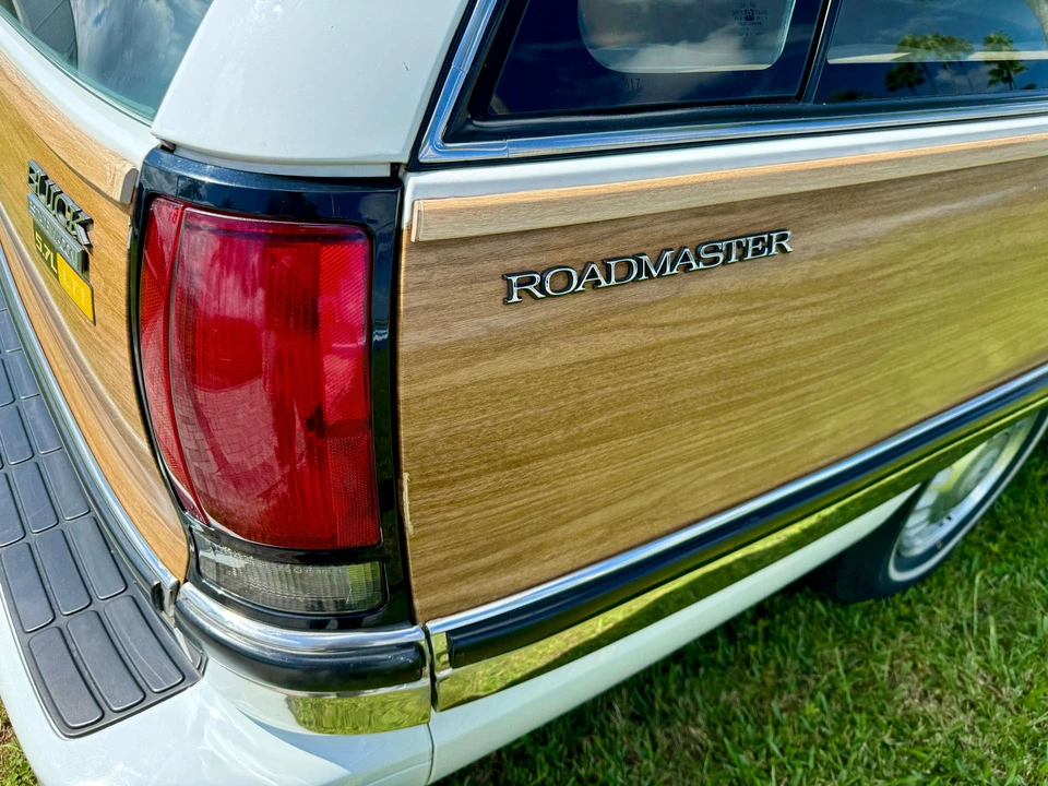 1996 Buick Roadmaster - Image 20 of 31
