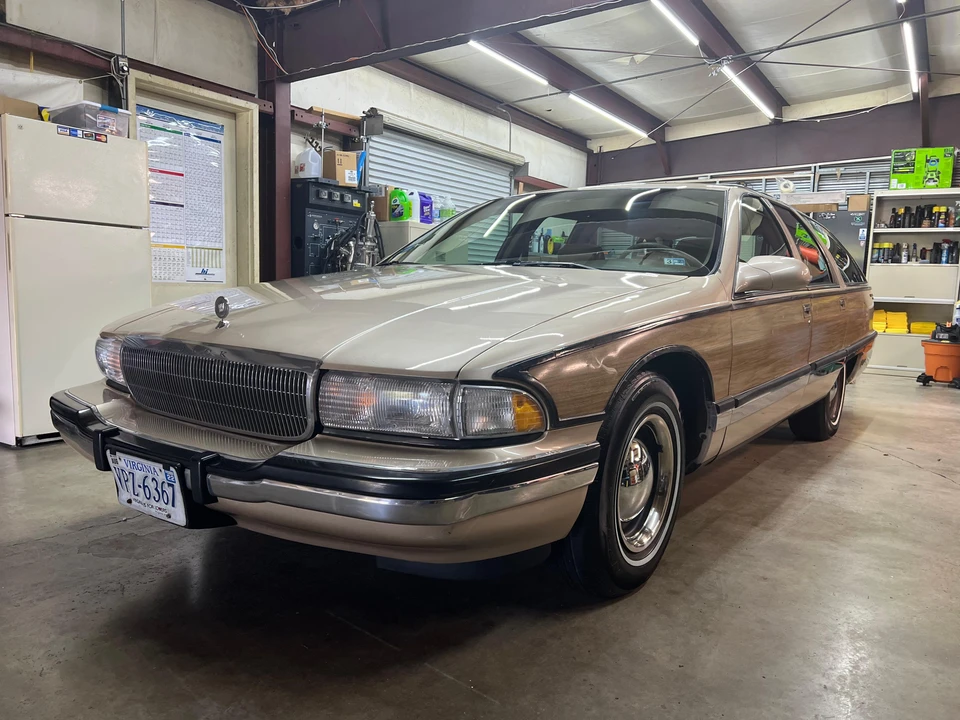 1996 Buick Roadmaster - Image 7 of 31