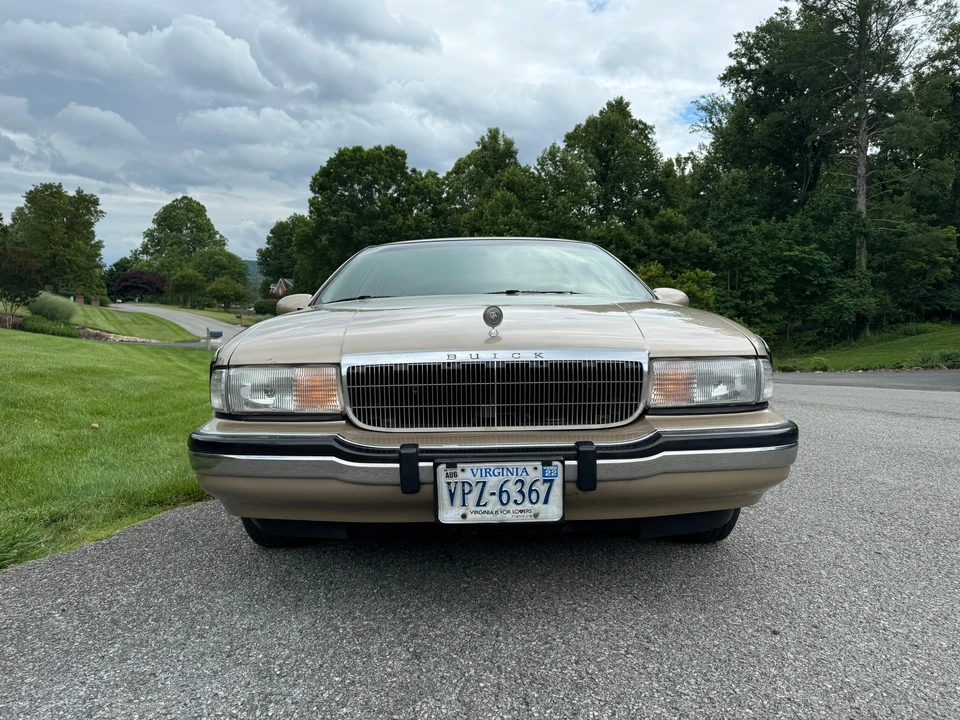 1996 Buick Roadmaster - Image 6 of 31