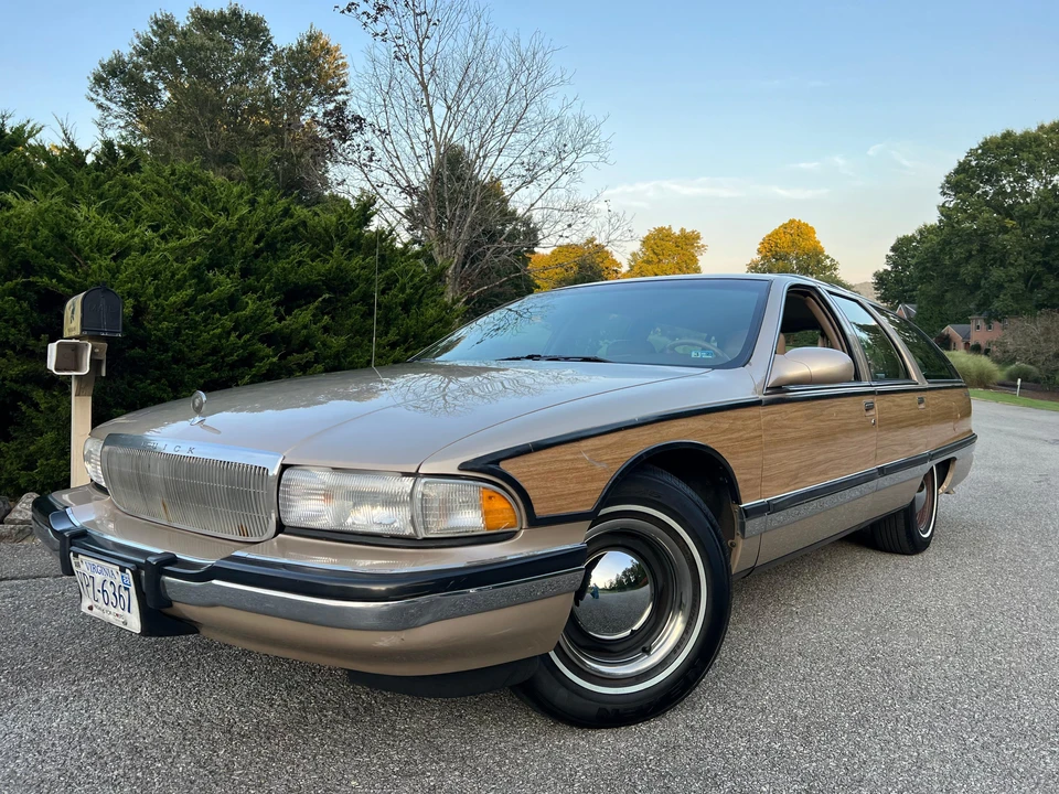 1996 Buick Roadmaster - Image 9 of 31