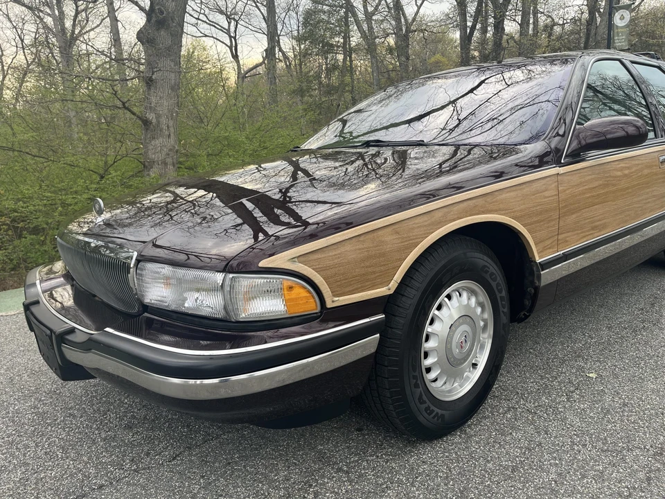 1996 Buick Roadmaster - Image 21 of 31