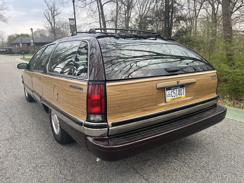 1996 Buick Roadmaster - Image 9 of 31