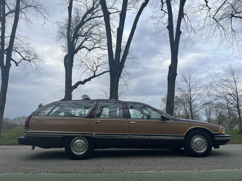 1996 Buick Roadmaster - Image 17 of 31