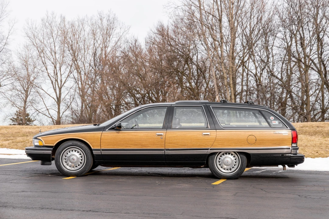 1996 Buick Roadmaster - Image 9 of 31