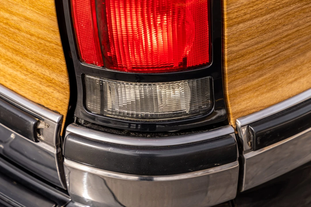 1996 Buick Roadmaster - Image 29 of 31