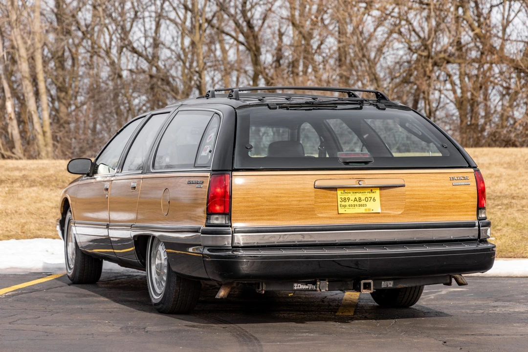 1996 Buick Roadmaster - Image 8 of 31