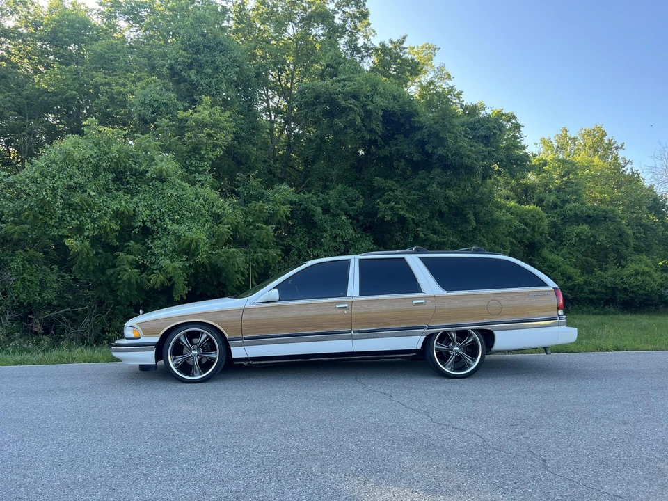 1996 Buick Roadmaster - Image 17 of 31