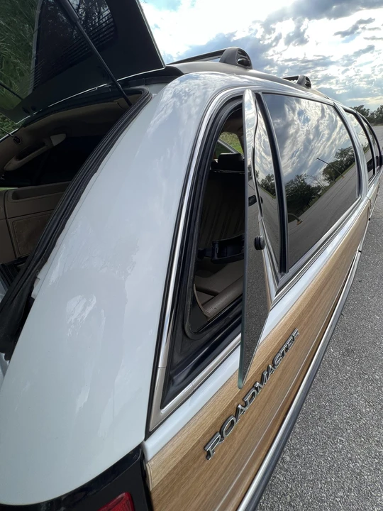 1996 Buick Roadmaster - Image 27 of 31