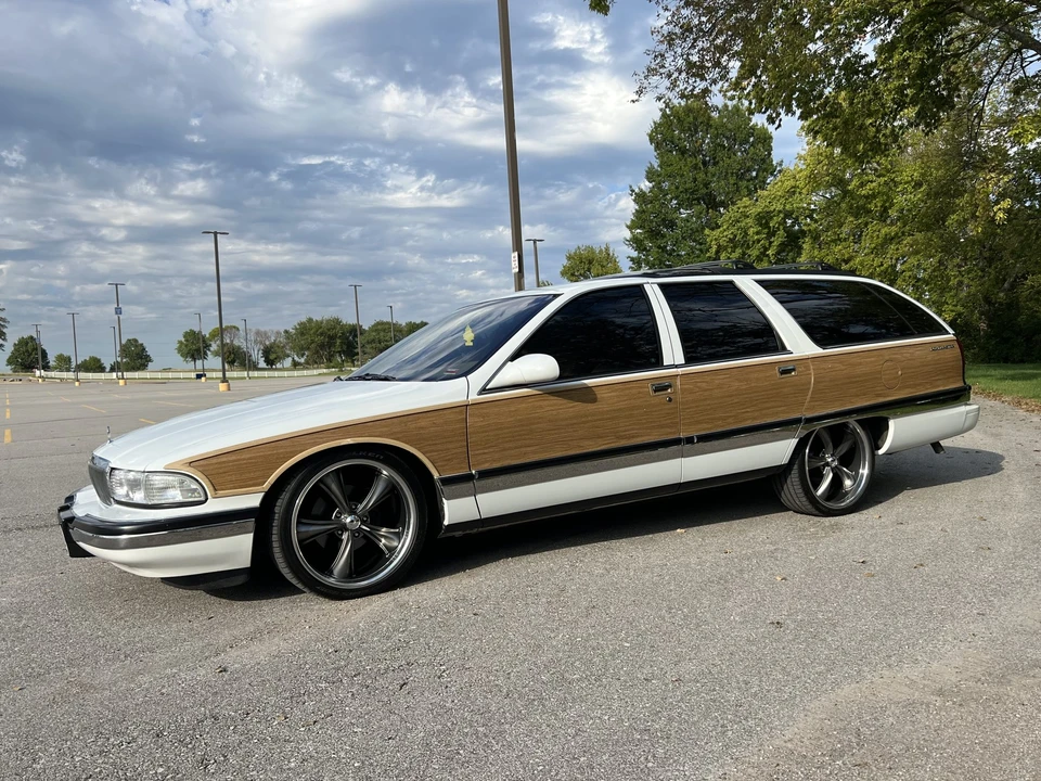 1996 Buick Roadmaster - Image 18 of 31