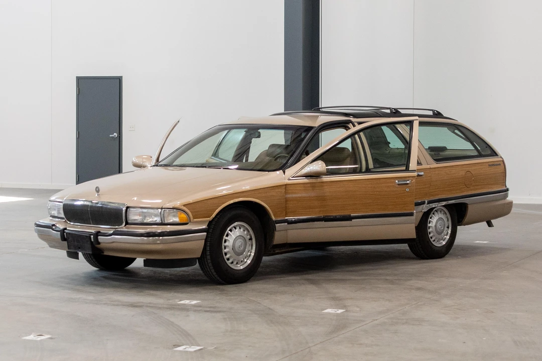 1996 Buick Roadmaster - Image 7 of 31