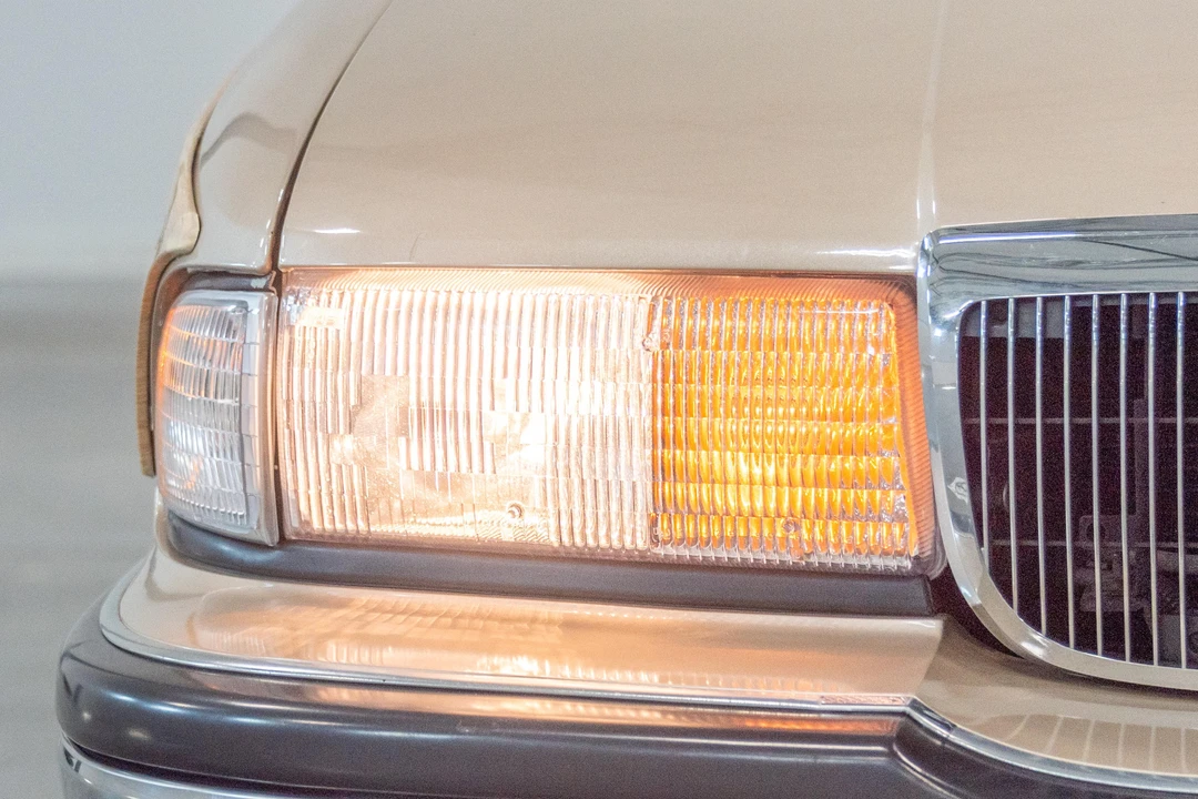 1996 Buick Roadmaster - Image 12 of 31