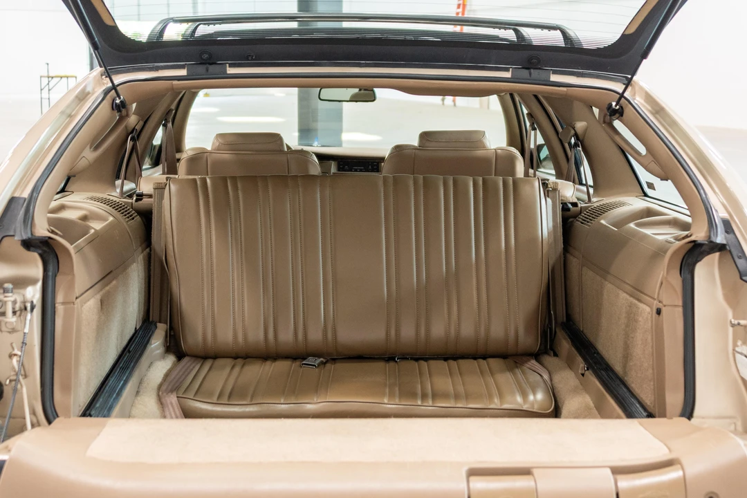 1996 Buick Roadmaster - Image 23 of 31