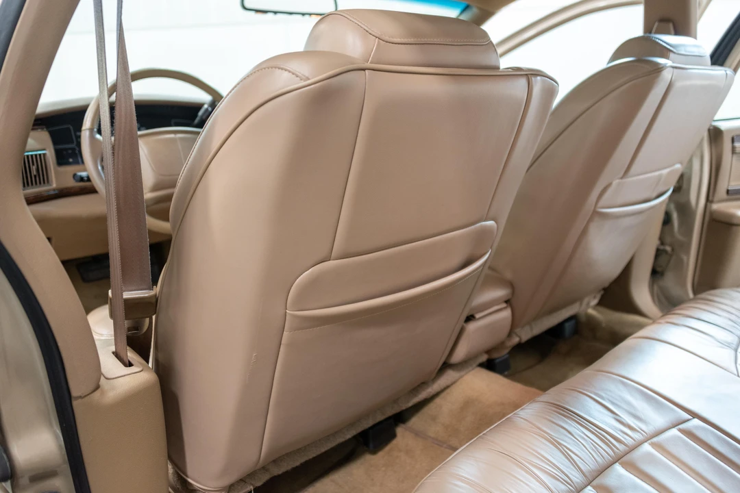 1996 Buick Roadmaster - Image 30 of 31