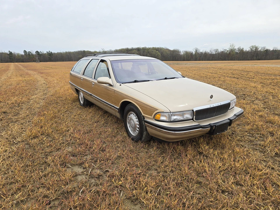 1996 Buick Roadmaster - Image 11 of 31
