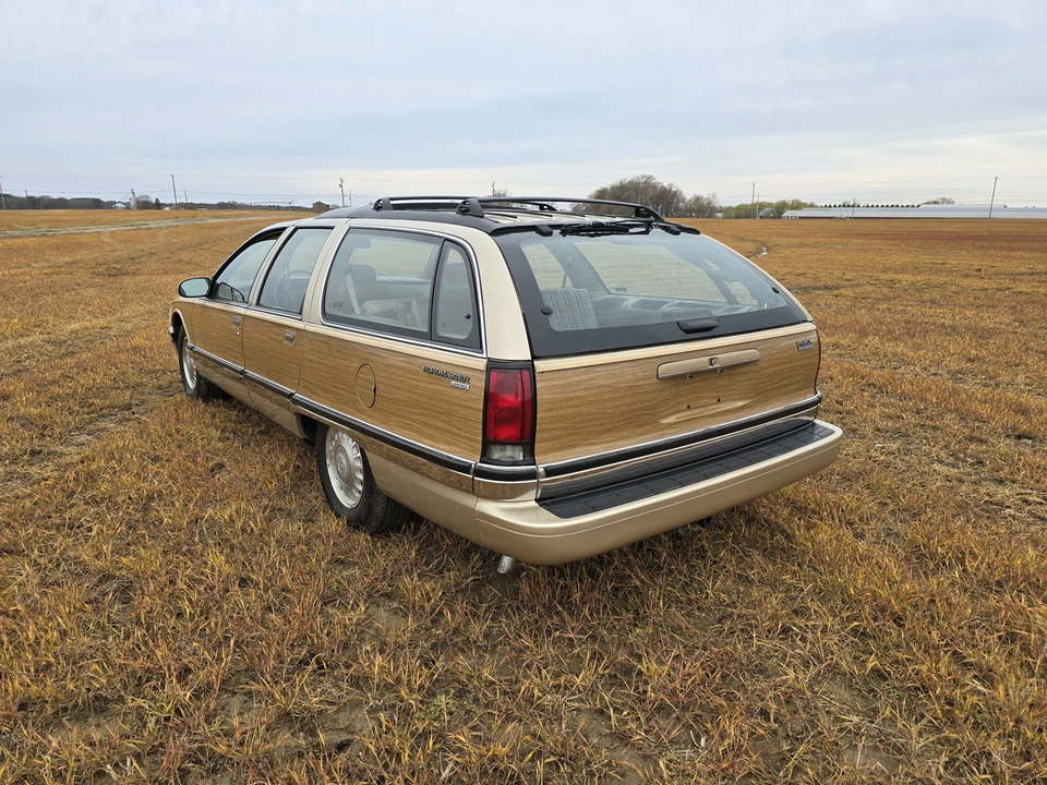 1996 Buick Roadmaster - Image 15 of 31