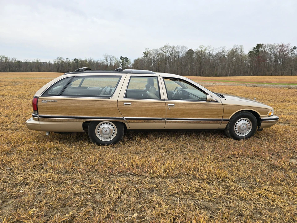 1996 Buick Roadmaster - Image 16 of 31