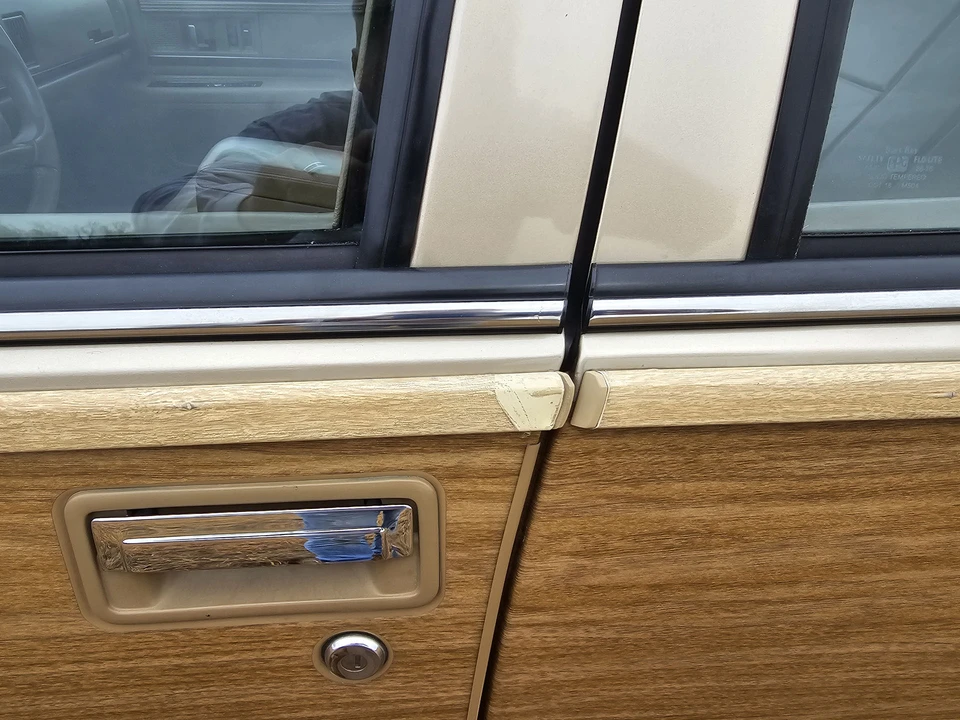 1996 Buick Roadmaster - Image 18 of 31