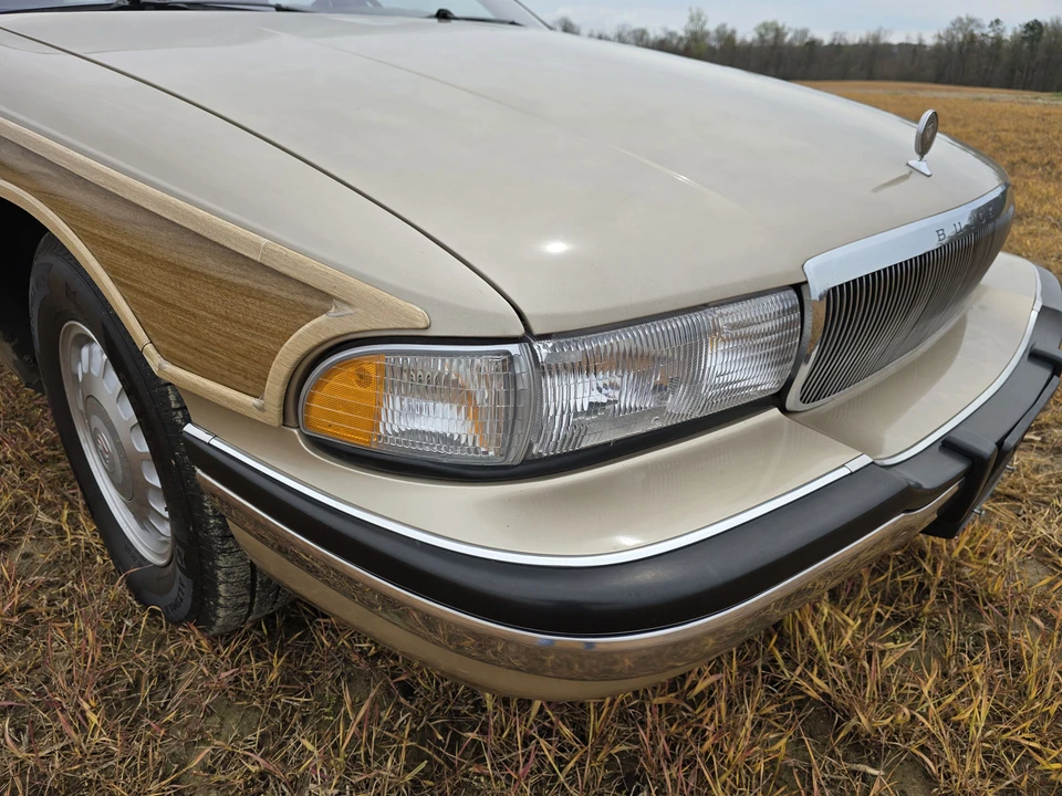 1996 Buick Roadmaster - Image 23 of 31