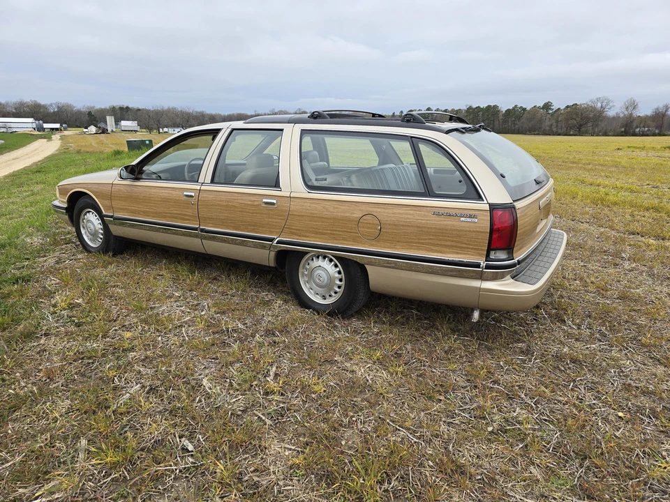 1996 Buick Roadmaster - Image 5 of 31