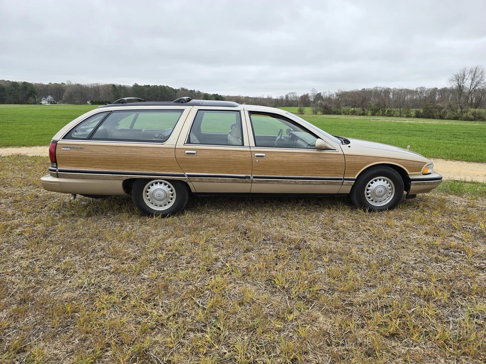 1996 Buick Roadmaster - Image 7 of 31