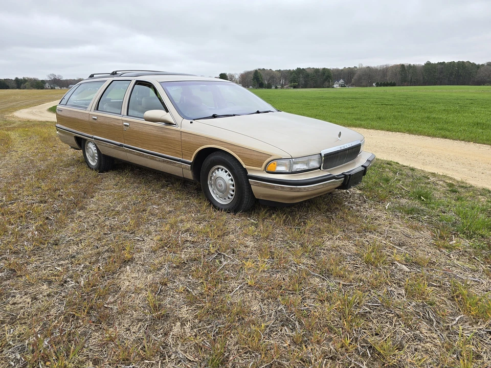 1996 Buick Roadmaster - Image 10 of 31