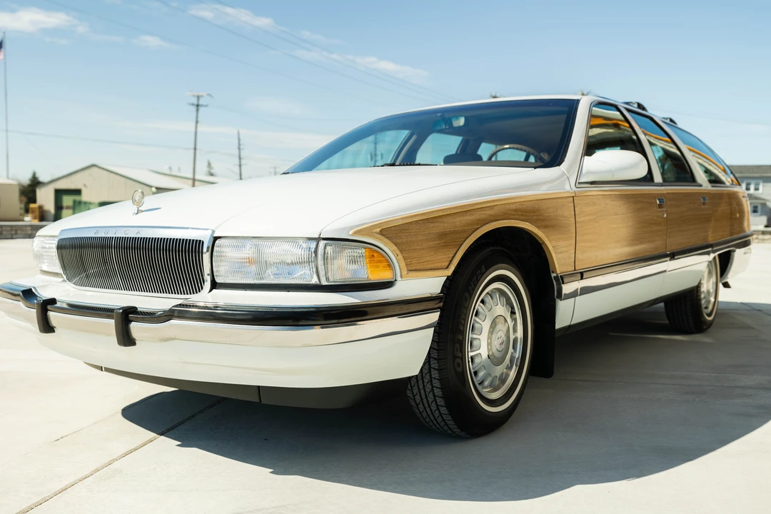 1996 Buick Roadmaster - Image 11 of 31