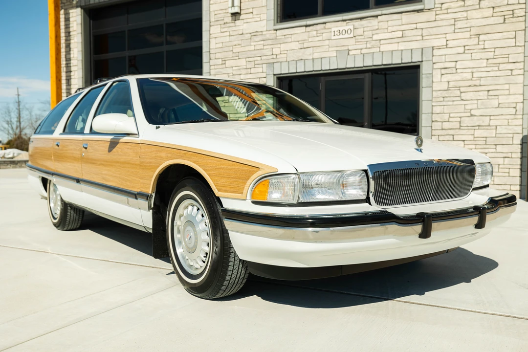1996 Buick Roadmaster - Image 13 of 31
