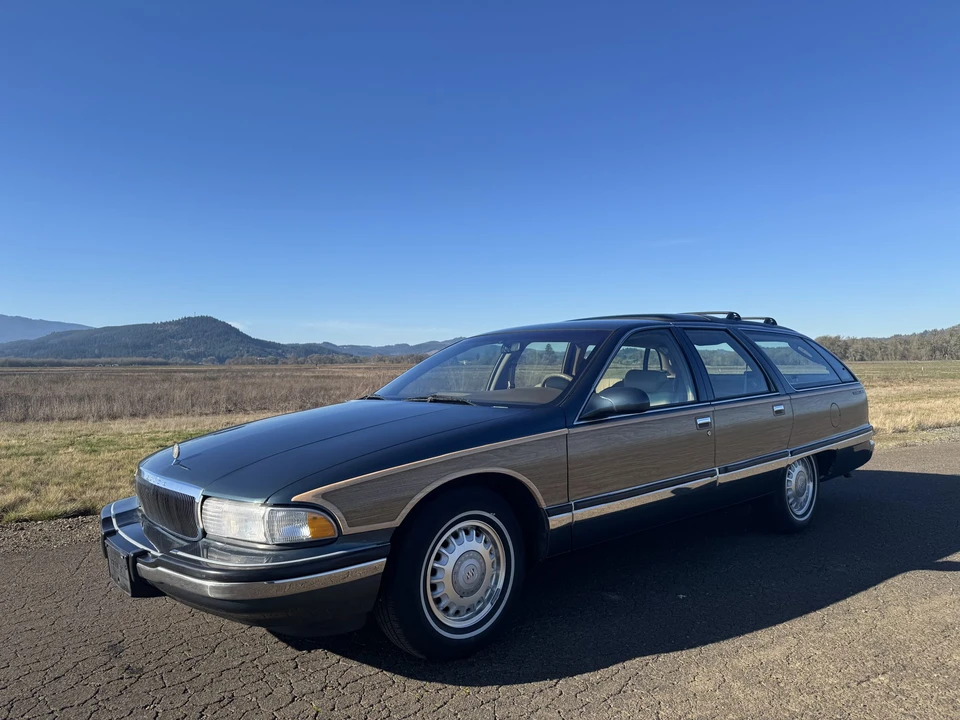 1996 Buick Roadmaster - Image 6 of 31