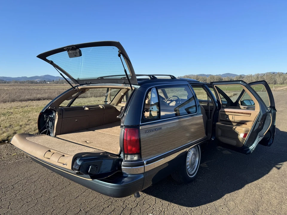 1996 Buick Roadmaster - Image 16 of 31