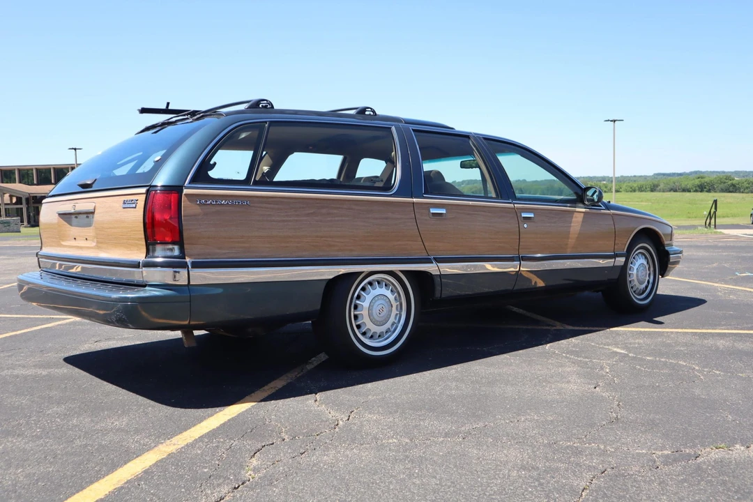 1996 Buick Roadmaster - Image 6 of 31