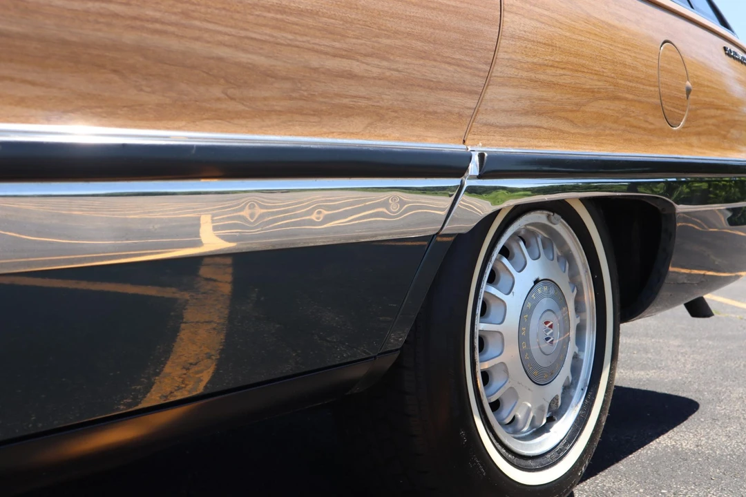1996 Buick Roadmaster - Image 25 of 31
