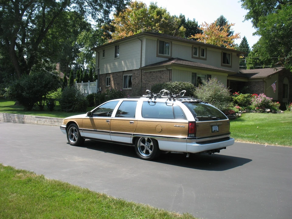 1996 Buick Roadmaster - Image 7 of 31