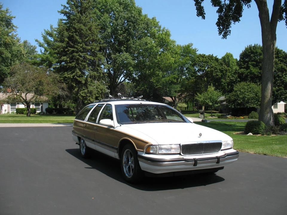 1996 Buick Roadmaster - Image 16 of 31
