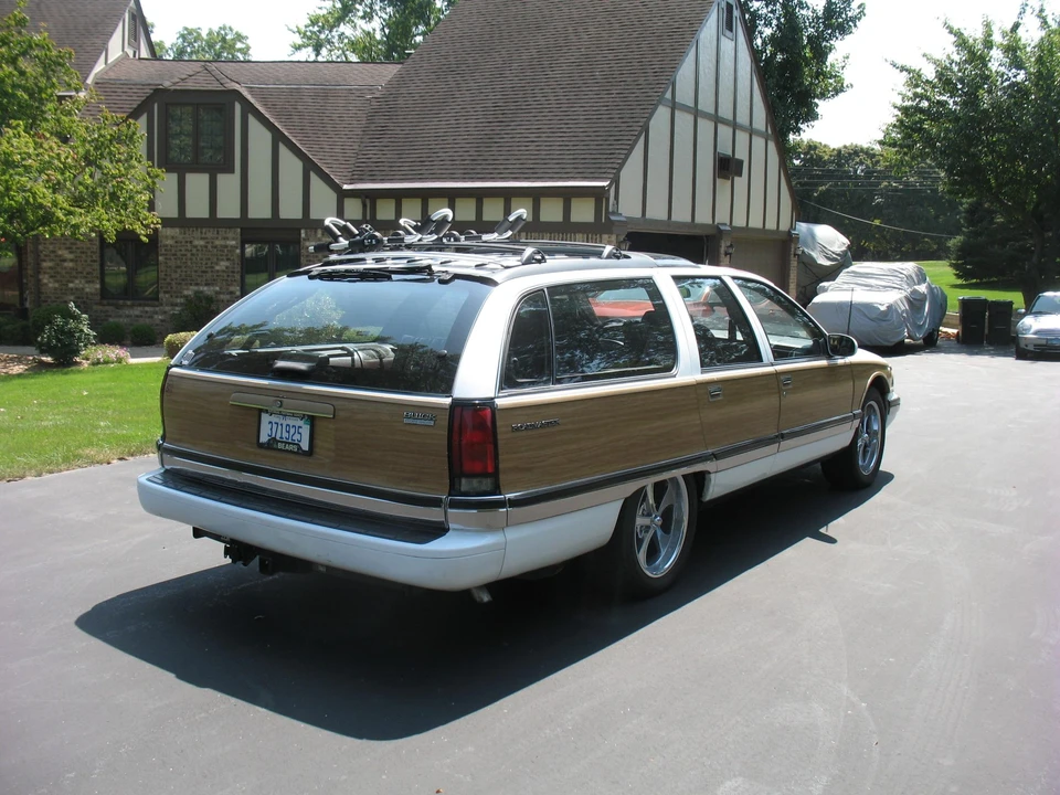 1996 Buick Roadmaster - Image 13 of 31
