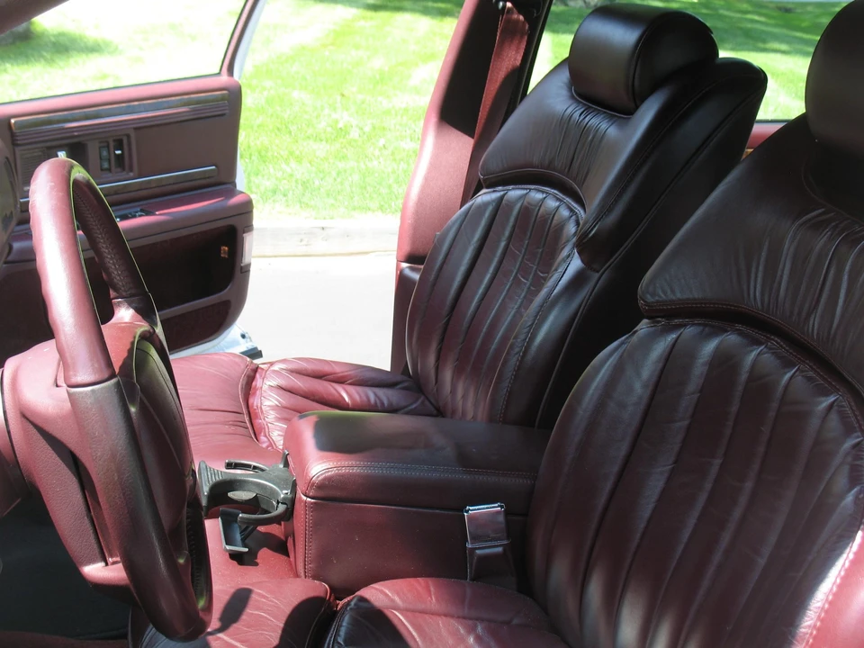 1996 Buick Roadmaster - Image 29 of 31