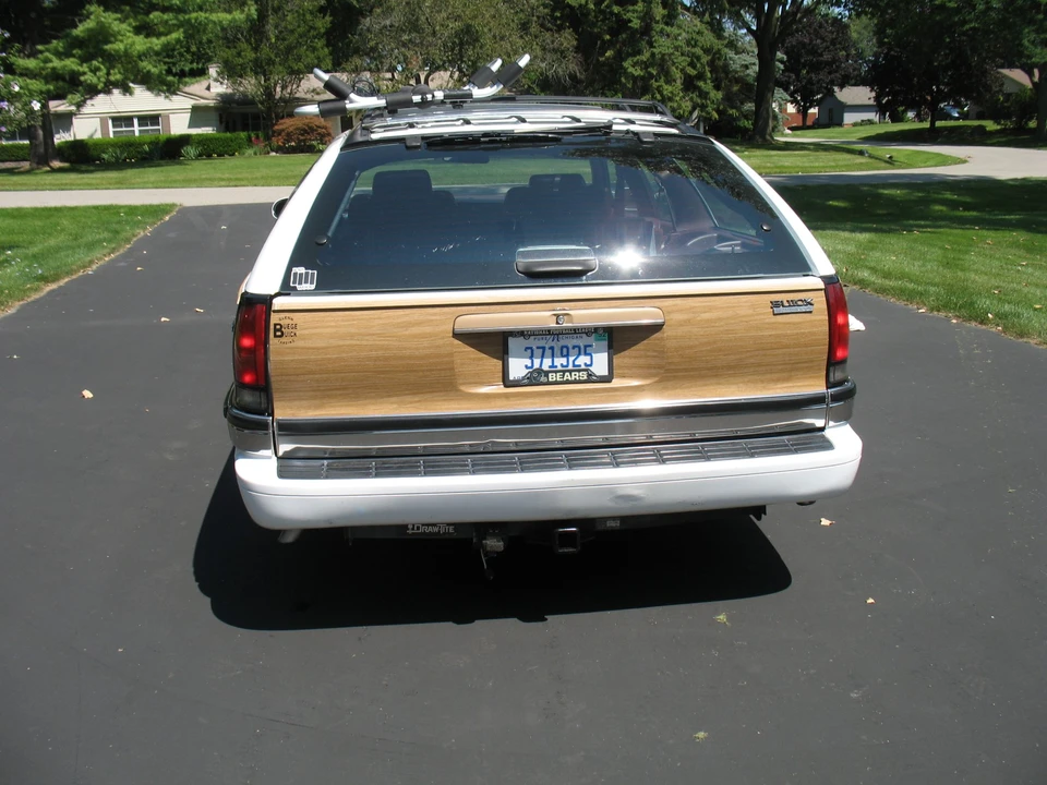 1996 Buick Roadmaster - Image 10 of 31