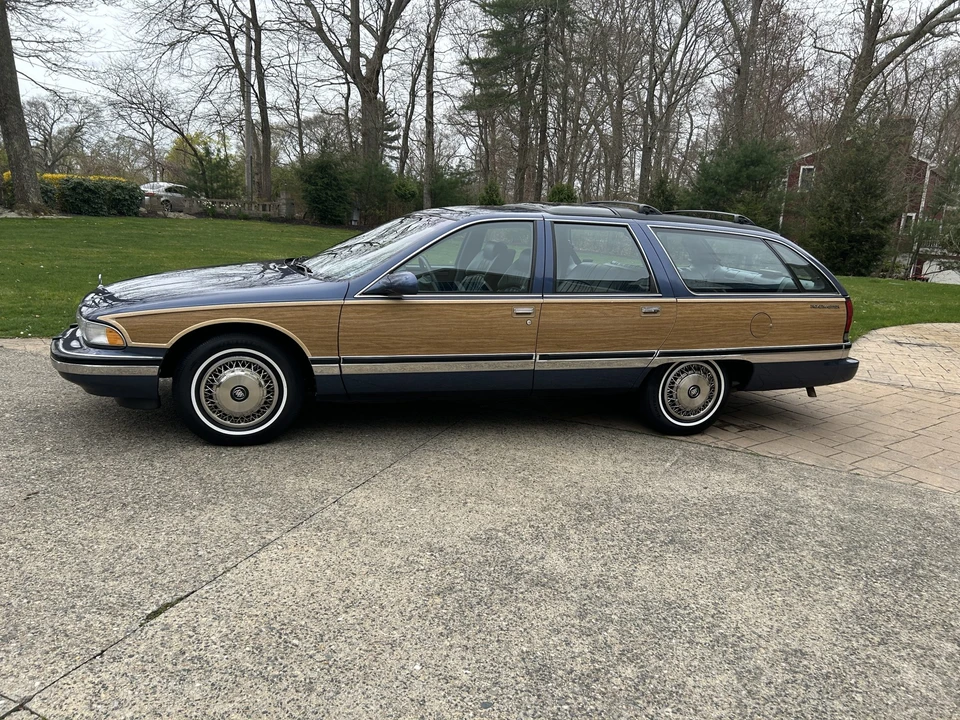 1996 Buick Roadmaster - Image 4 of 31