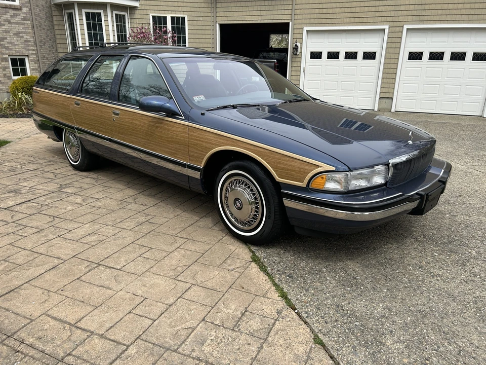1996 Buick Roadmaster - Image 9 of 31