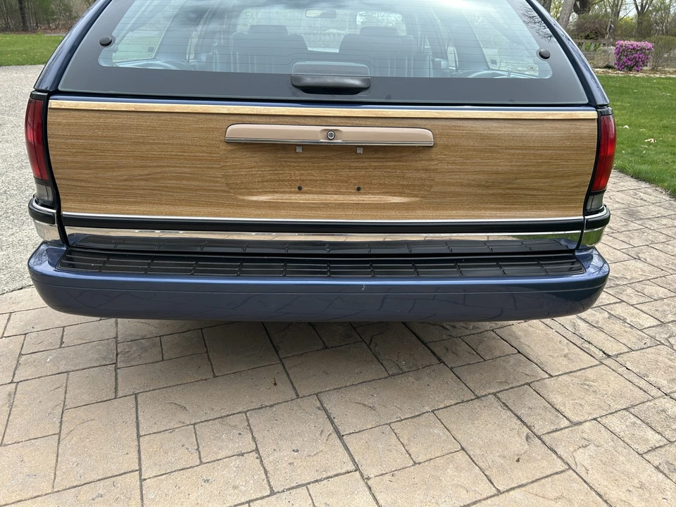 1996 Buick Roadmaster - Image 18 of 31