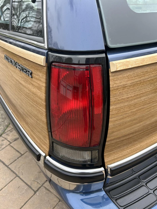 1996 Buick Roadmaster - Image 27 of 31
