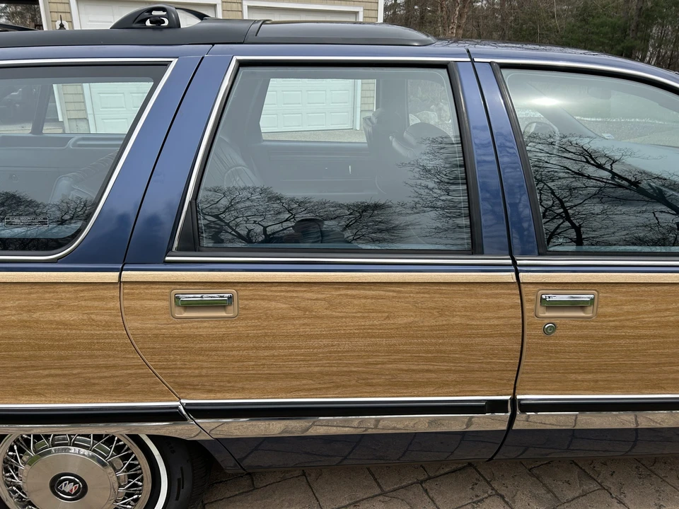 1996 Buick Roadmaster - Image 22 of 31