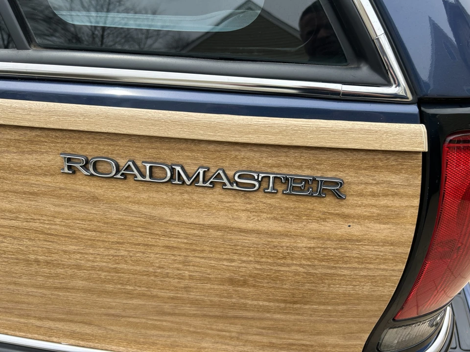 1996 Buick Roadmaster - Image 30 of 31