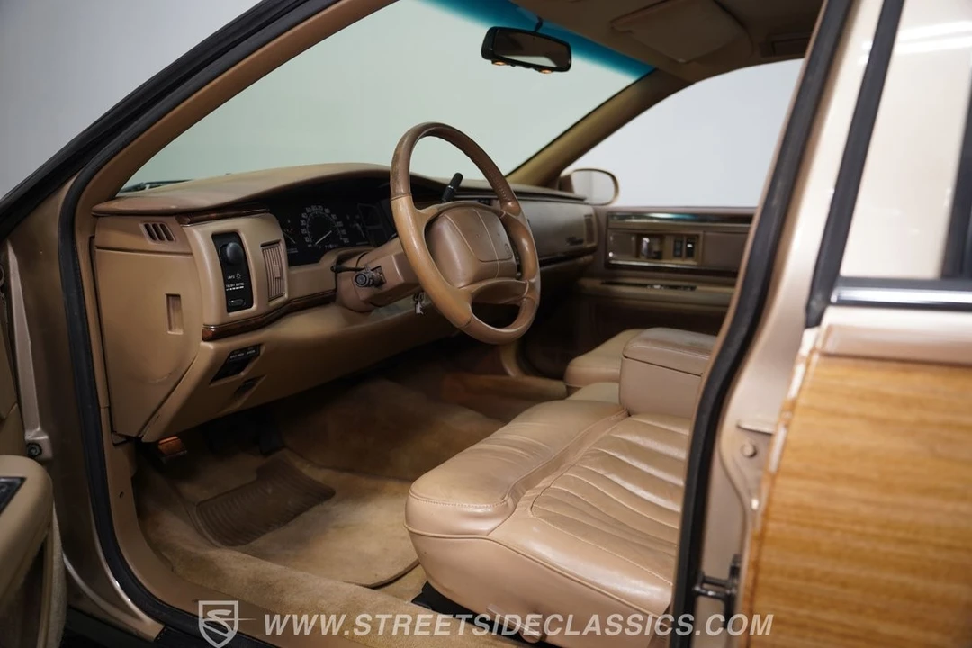 1996 Buick Roadmaster - Image 5 of 31