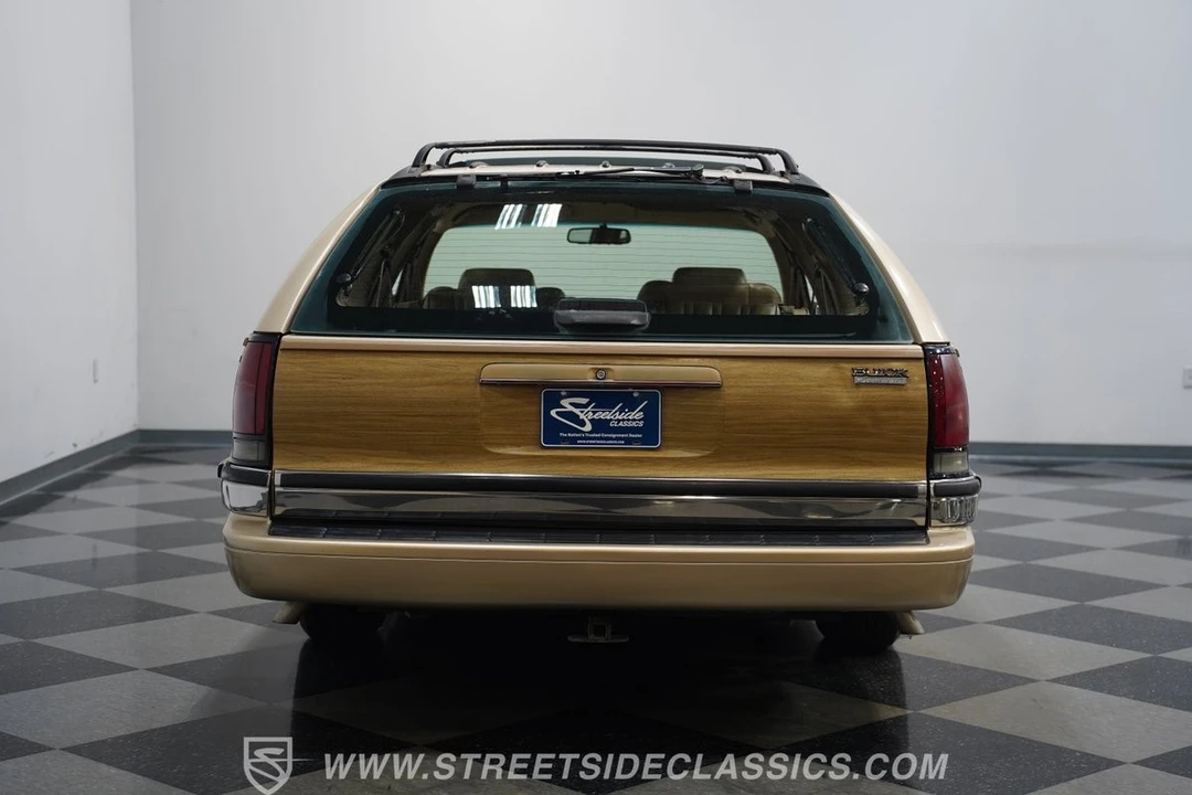 1996 Buick Roadmaster - Image 12 of 31