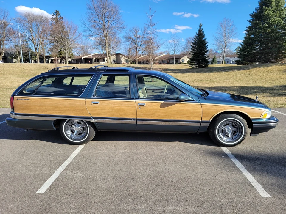 1996 Buick Roadmaster - Image 16 of 31