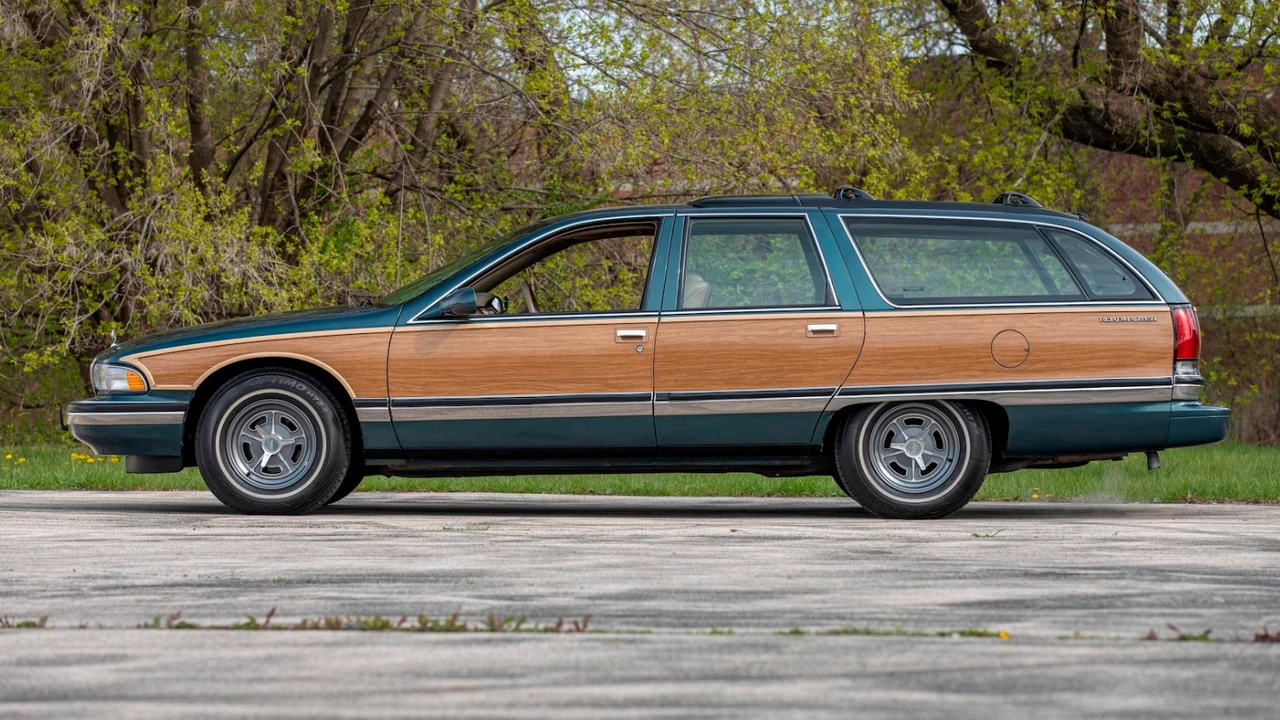 1996 Buick Roadmaster - Image 7 of 31