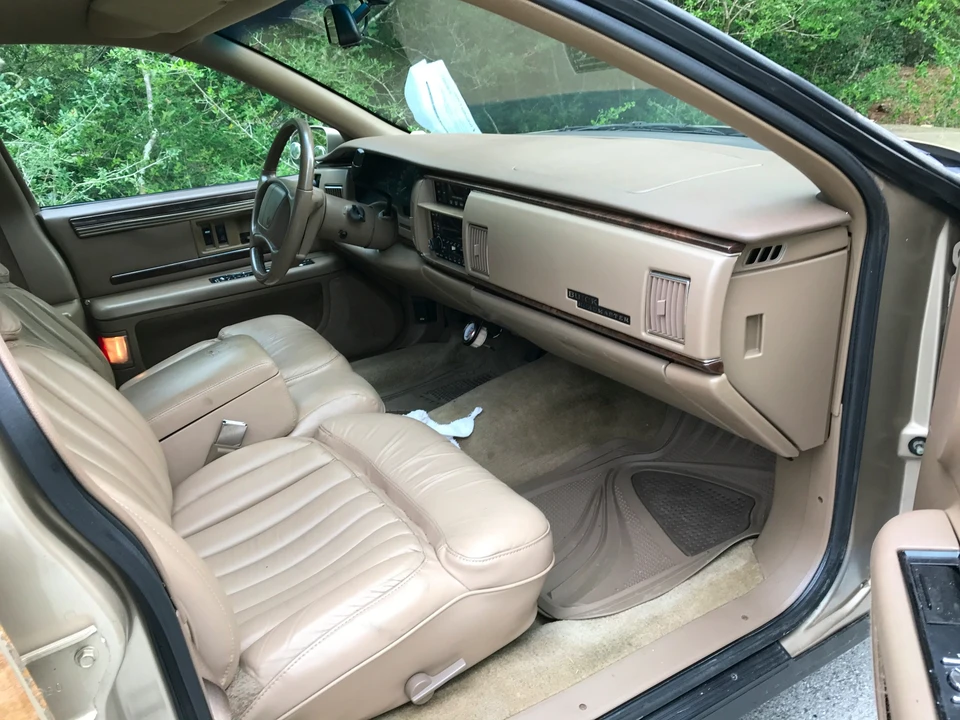 1996 Buick Roadmaster - Image 9 of 31